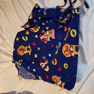 Mickey and friends halloween scrub top size M